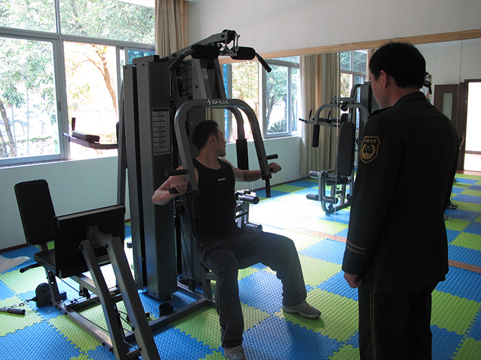 室内健身器材,单位健身器材,健身器材十大品牌-广西壹号娱乐体育健身器材有限公司